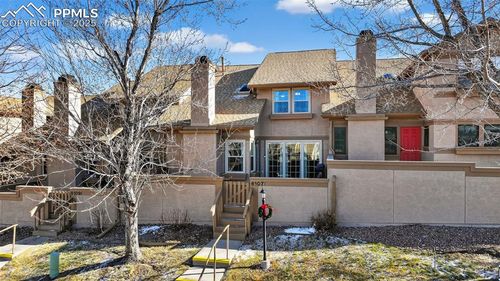 6107 Pine Hill Dr, Colorado Springs, CO, 80918-3402 | Card Image