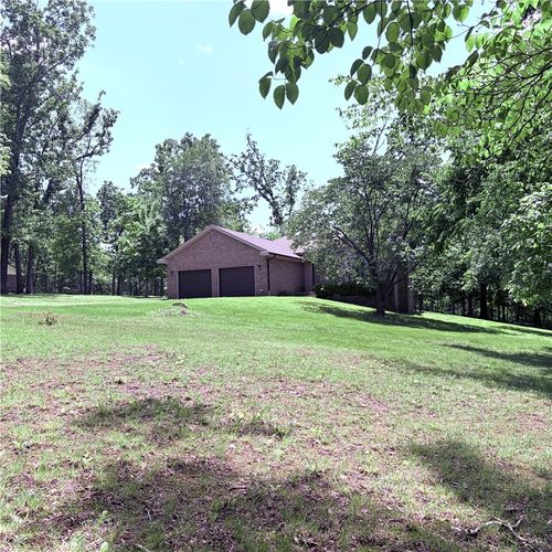 11639 Oak Hills Dr, Bentonville, AR, 72712-8781 | Card Image