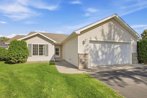 1006 Diamond Willow Cir, Waite Park, MN, 56387-2028 | Card Image