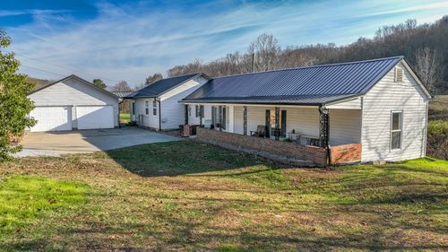 1069 Pilot Knob Cemetary Rd, Berea, KY, 40403-8617 | Card Image