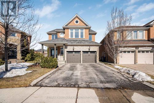 46 Customline Dr, Brampton, ON, L7A3C2 | Card Image