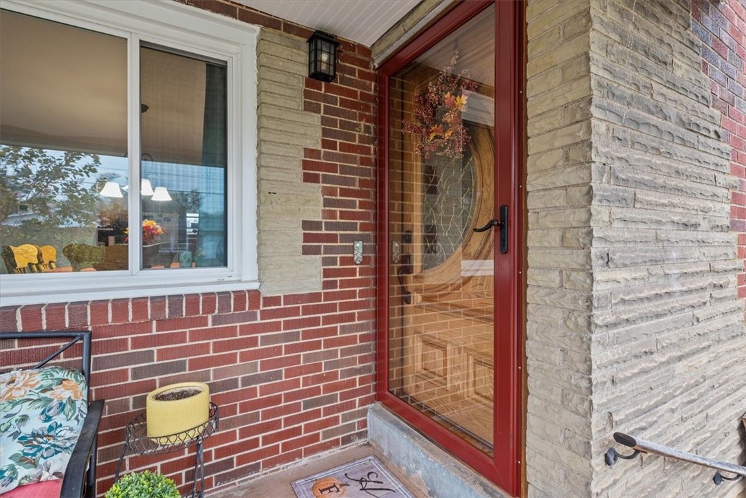 Elizabeth St, Pittsburgh, PA 15209