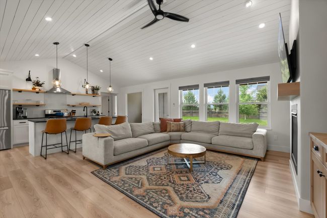 116 Owl Loop, House other with 3 bedrooms, 2 bathrooms and null parking in Kalispell MT | Image 6