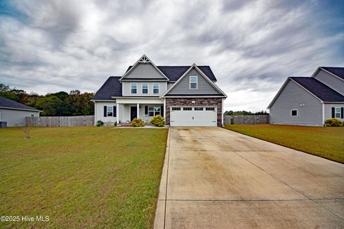 610 Osprey Landing Dr, Holly Ridge, NC, 28445-7403 | Card Image