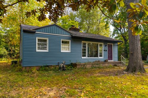 507 S James St, Carbondale, IL, 62901-2580 | Card Image