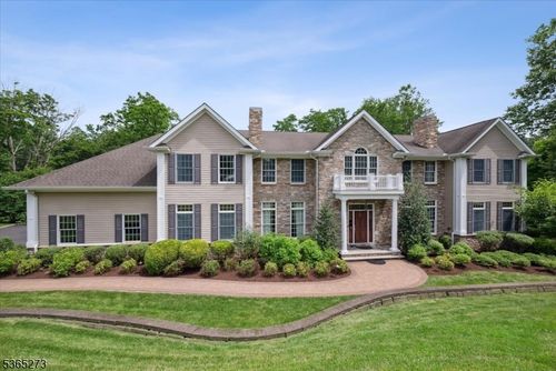 7 Sycamore Dr, Chatham Twp, NJ, 07928-1121 | Card Image