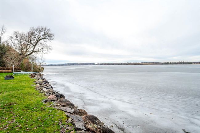 798 Simcoe St, House other with 3 bedrooms, 1 bathrooms and 4 parking in Bridgenorth ON | Image 30