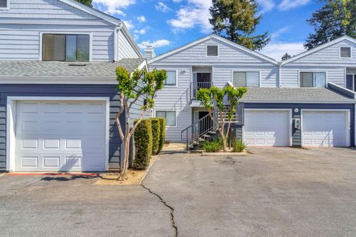 apt-202-7675 N 1st St, Fresno, CA, 93720-0979 | Card Image