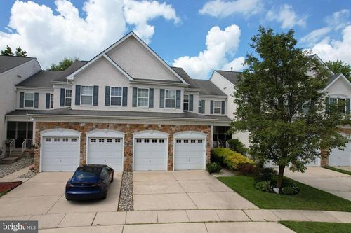 38 Ross Way, MARLTON, NJ, 08053-5572 | Card Image