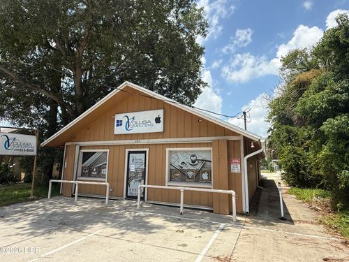 484 S Yonge St, Ormond Beach, FL, 32174-7573 | Card Image