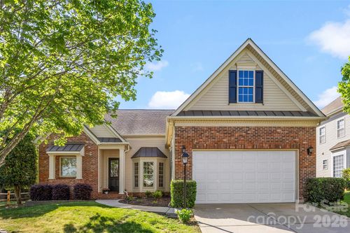 8105 Prescott Glen Pkwy, Waxhaw, NC, 28173-6930 | Card Image