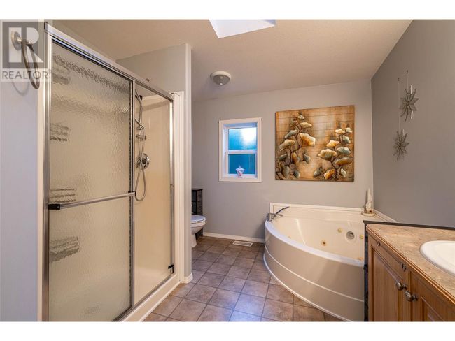 13 - 6688 Tronson Rd, House other with 3 bedrooms, 2 bathrooms and 1 parking in Vernon BC | Image 26