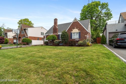 501 Summit Ave, Fair Lawn, NJ, 07410-2163 | Card Image