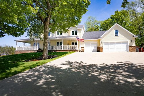 2361 Highland Trl Sw, Alexandria, MN, 56308-4699 | Card Image