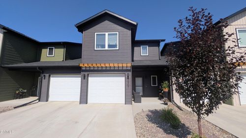 3907 Leighton Dr, Bismarck, ND, 58504-8017 | Card Image