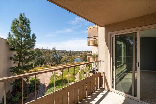 433-5710 Baltimore Dr, La Mesa, CA, 91942-1698 | Card Image