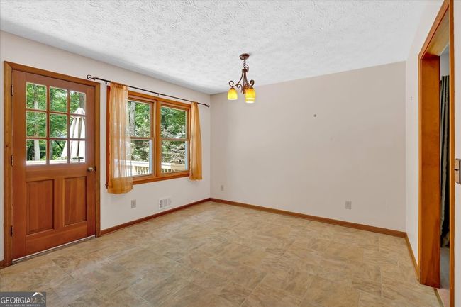 328 West Ln, House other with 3 bedrooms, 2 bathrooms and null parking in Woodstock GA | Image 7