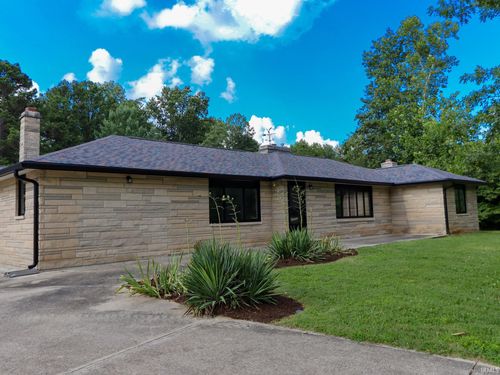 3561 E Stipp Rd, Bloomington, IN, 47401-8851 | Card Image