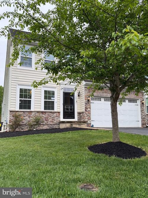 122 E General Grey Ct, NEWARK, DE, 19702-3824 | Card Image