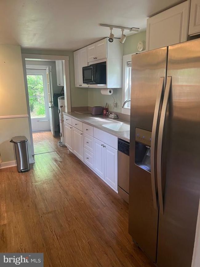 7979 Main St, House other with 3 bedrooms, 2 bathrooms and null parking in MIDDLETOWN VA | Image 12
