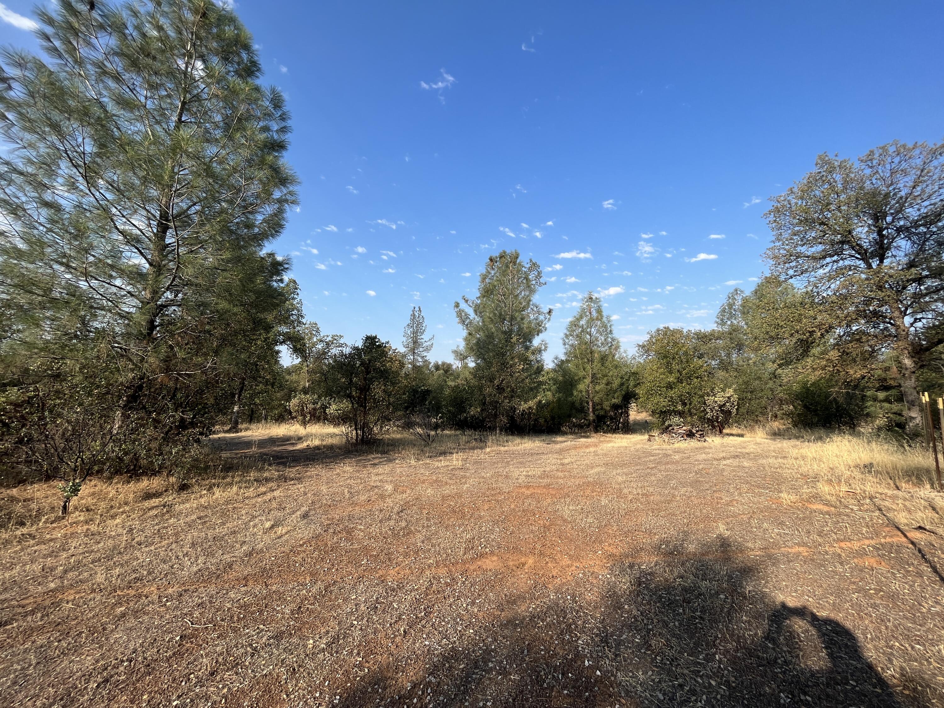 Land in Redding 4