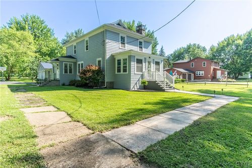223 S Real St, Cape Vincent, NY, 13618-7781 | Card Image