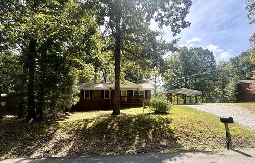 106 Oak Hill Dr, Waverly, TN, 37185-1245 | Card Image