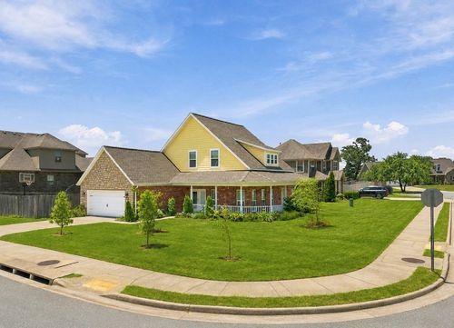 1701 Crestwood Hills Ln, Cave Springs, AR, 72718-8818 | Card Image