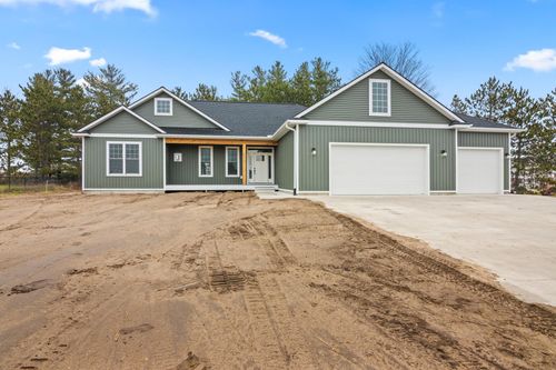 4419 La Marche Cir, Traverse City, MI, 49685-7507 | Card Image