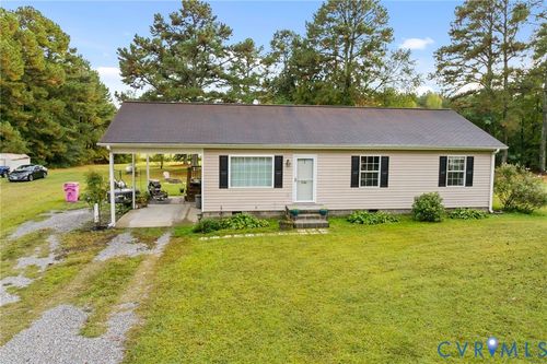 201 Van Dyke Cir, Emporia, VA, 23847-2918 | Card Image