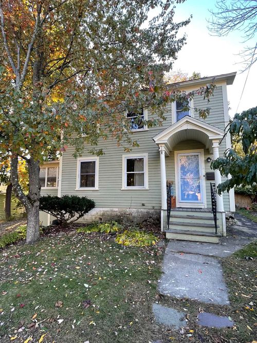 21 Hancock St, Keene, NH, 03431-4226 | Card Image