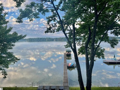 9459 N Long Lake Rd, Traverse City, MI, 49685-9632 | Card Image