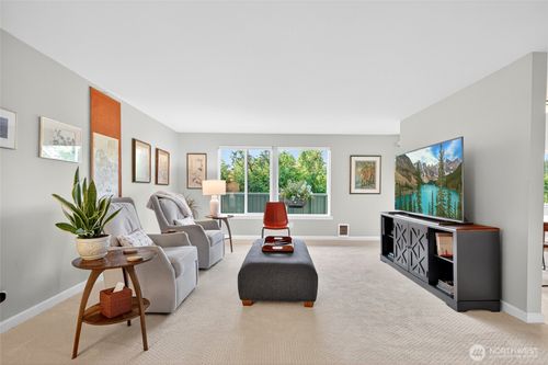 apt-2-1020 5th Ave S, Edmonds, WA, 98020-4038 | Card Image