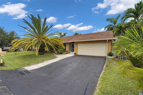 9811 Nw 53rd Ct, Coral Springs, FL, 33076-2636 | Card Image