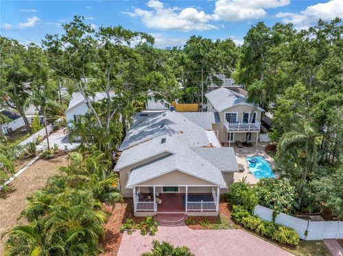 546 26th Ave N, St Petersburg, FL, 33704-2830 | Card Image