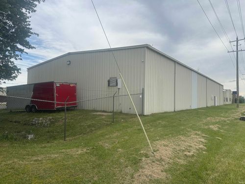 28867 Old Us 33, Elkhart, IN, 46516-1625 | Card Image