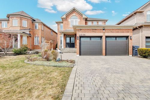 3336 Crompton Crescent, Mississauga, ON, L5B4C7 | Card Image