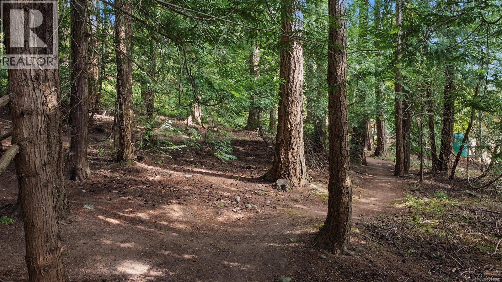 Land in Saanich 5
