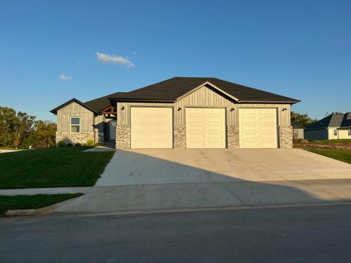 1460 N Carter Way, Republic, MO, 65738-5520 | Card Image