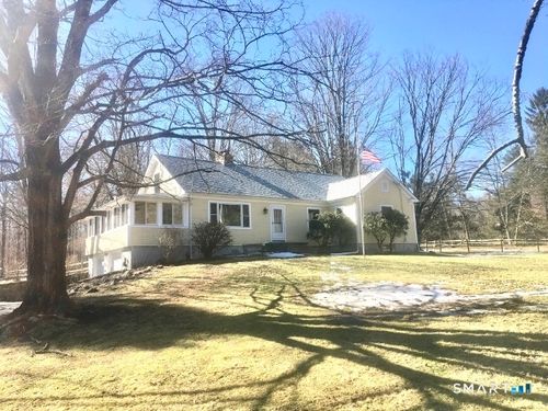 14 Apple Tree Ln, Woodbridge, CT, 06525-1209 | Card Image