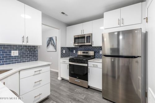1-65 Aspen Ave, Englishtown, NJ, 07726-4706 | Card Image