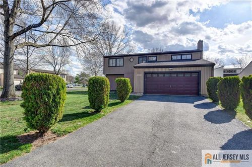 139 Dawn Ct, Old Bridge, NJ, 08857-1968 | Card Image