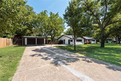 1905 Nueces Trl, Arlington, TX, 76012-3029 | Card Image