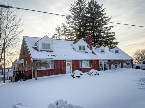 417 New Castle Rd, Butler, PA, 16001-1745 | Card Image