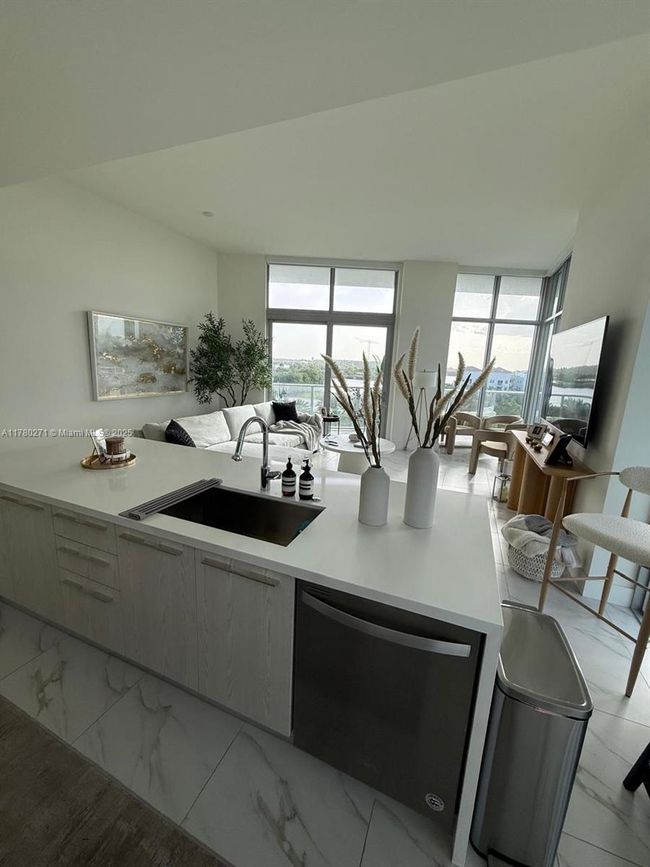 APT-603 - 2000 Metropica Way, Condo with 2 bedrooms, 3 bathrooms and null parking in Sunrise FL | Image 16