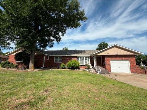 1508 S Margrave St, Fort Scott, KS, 66701-3538 | Card Image