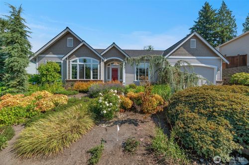 8114 150th St Se, Snohomish, WA, 98296-8403 | Card Image