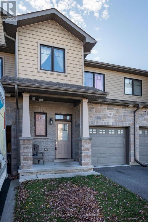 140 Simurda Crt, Amherstview, ON, K7N0A8 | Card Image