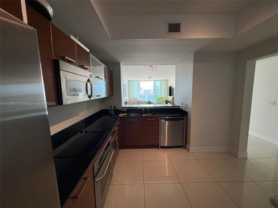 1517 - 3330 Ne 190th St, Condo with 2 bedrooms, 2 bathrooms and null parking in Aventura FL | Image 3