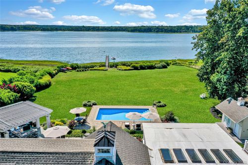 111 Old Field Rd, Setauket, NY, 11733-1639 | Card Image